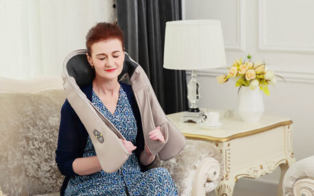 MN-5620(EU) Shiatsu-Nacken-und Rücken-Massagegerät mit Heizung – Bild 2